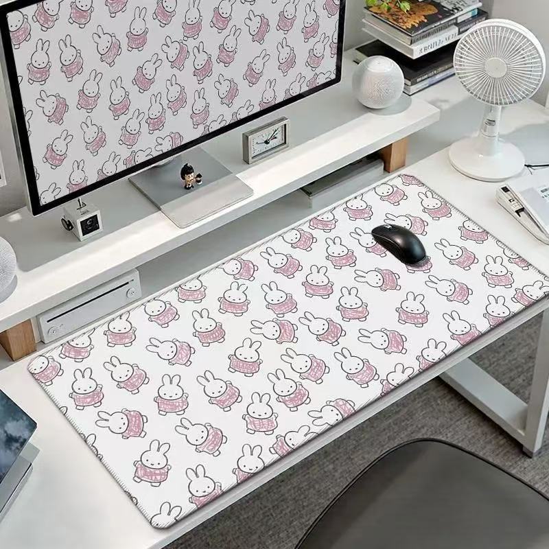 かわいいミッフィーうさぎの大型マウスパッド、カワイイバニーヘ - Keyboard Laptop Accessories のレビューと価格