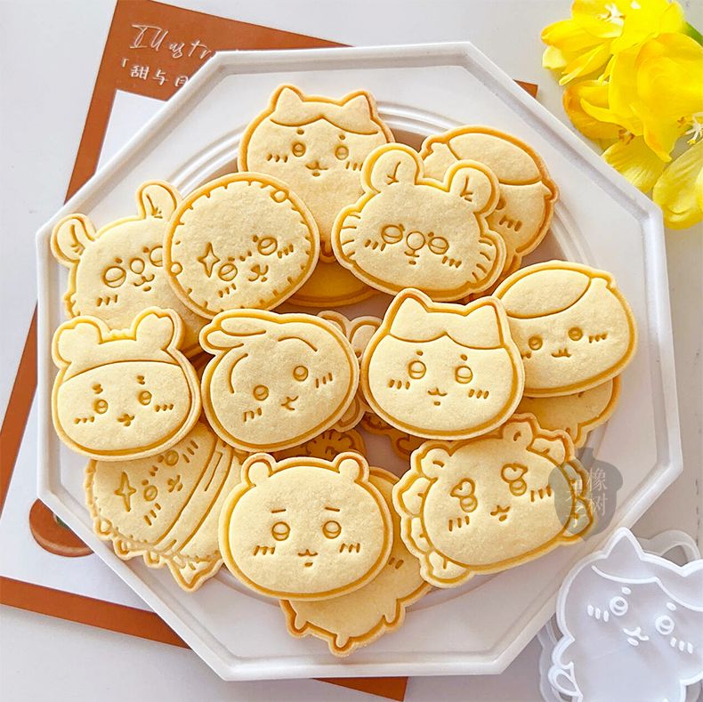 ちいかわ ラッコ クッキー型 おもなげ うさぎ DIY クレ - Laptop Accessories Cute のレビューと価格